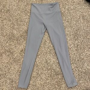 Small women's Athleta ultra high rise elation legging grey blue